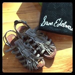 Chic Fringe Sandals